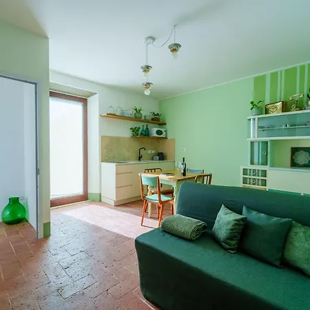 Piccolo Borgo Nonna Nella Zb *